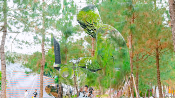 TƯỢNG SATOSHI NAKAMOTO