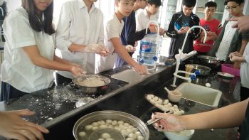 CÁC TEEN THPT FPT LÀM BÁNH TRÔI NHƯ THẾ NÀO?